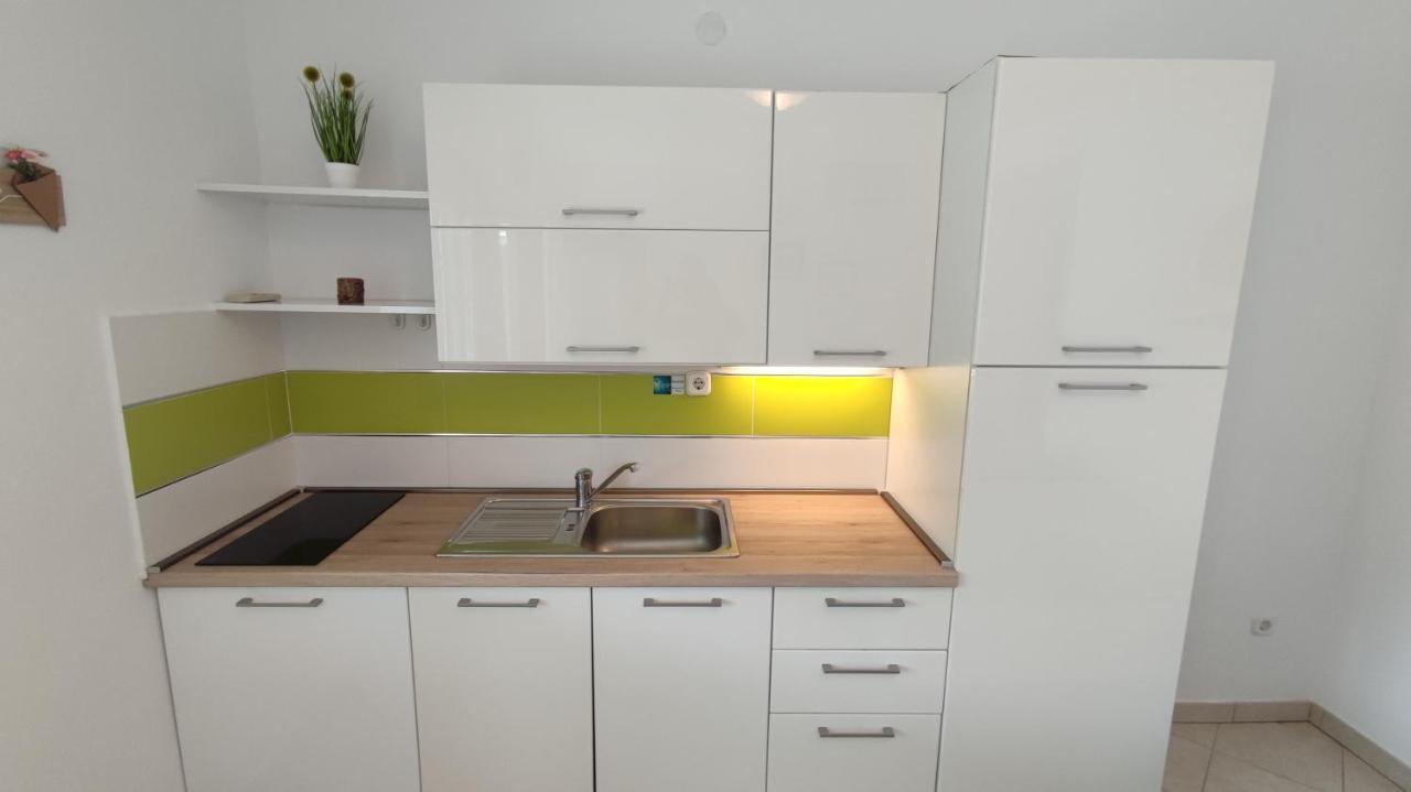 Rogoznica Seafront Apartment - Kalebova Luka Екстер'єр фото