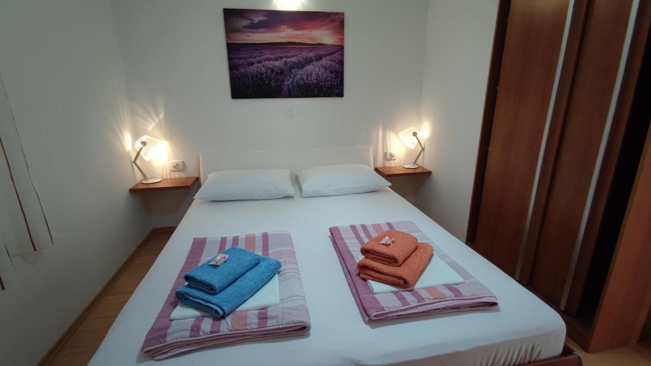 Rogoznica Seafront Apartment - Kalebova Luka Екстер'єр фото