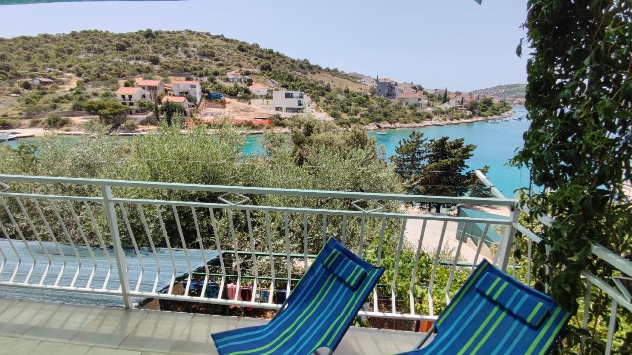 Rogoznica Seafront Apartment - Kalebova Luka Екстер'єр фото